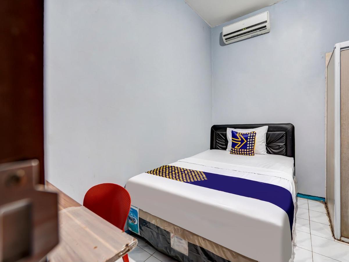 Spot On 90147 Gosepa Ambengan Plaza Ξενοδοχείο Σουραμπάγια Εξωτερικό φωτογραφία