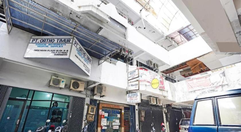 Spot On 90147 Gosepa Ambengan Plaza Ξενοδοχείο Σουραμπάγια Εξωτερικό φωτογραφία